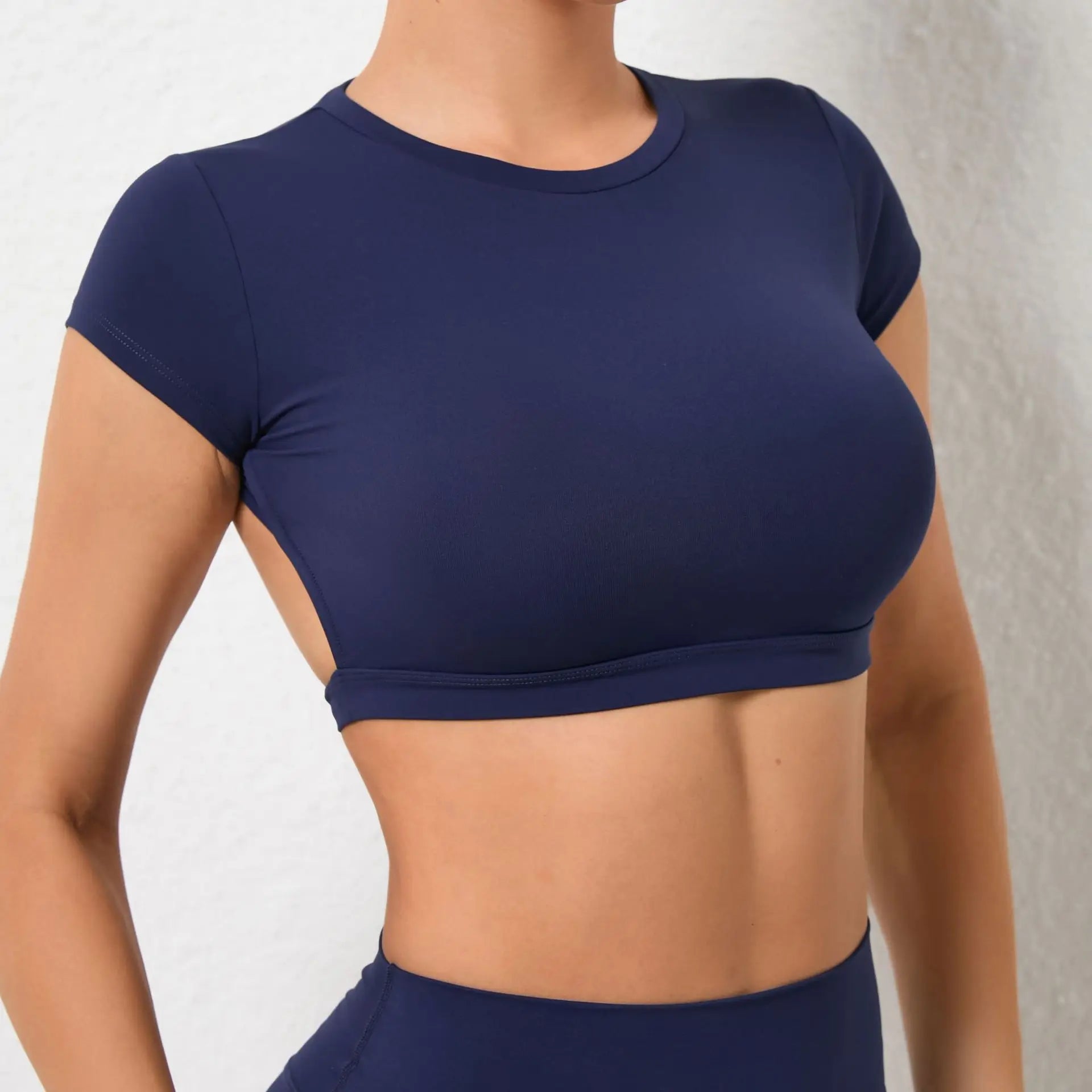 Hearuisavy Sommer Personalisierbare Sportshirts Workout Sportbekleidung Rückenloses Yoga-Kleidungsstück Brustpolster Sport Crop Tops Gym Top Damen