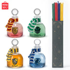 MINISO Harry Potter Serie 4tlg. Magic Academy Flammenloses Aroma-Kit Kartusche Reed Diffuser Öl Lufterfrischer Duftset
